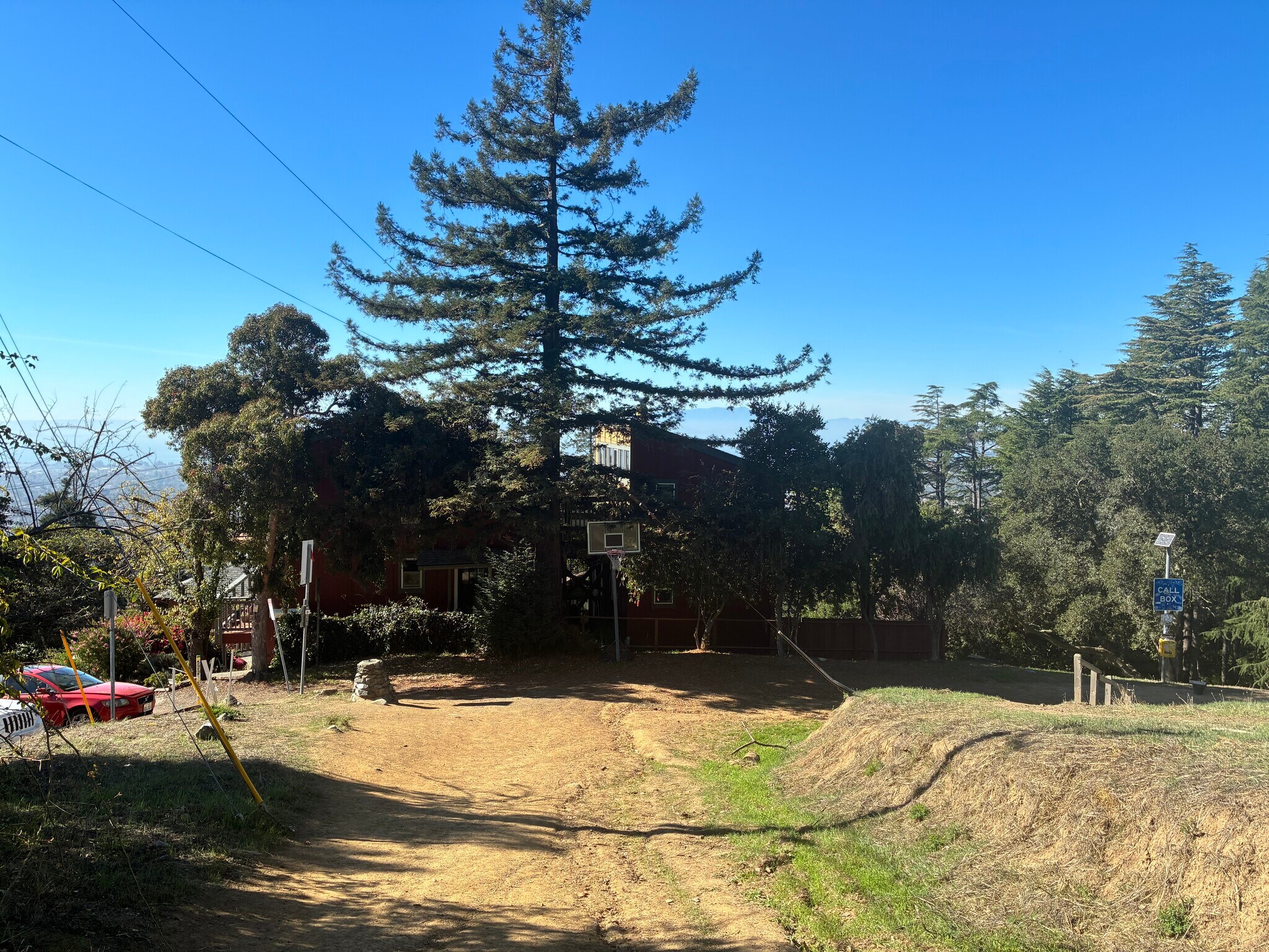 Building Photo - 365 Panoramic Way