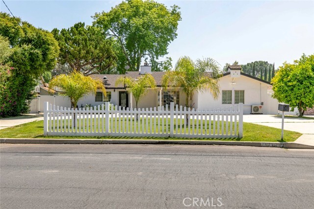 Primary Photo - 17646 Raymer St