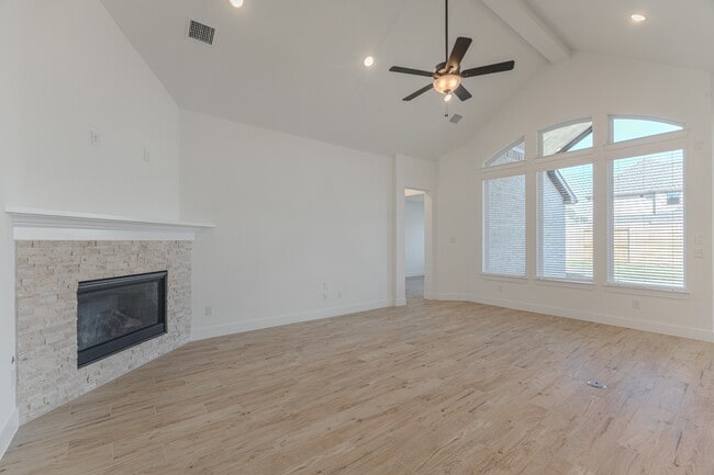 Building Photo - 9721 Roaring River Fls Ln