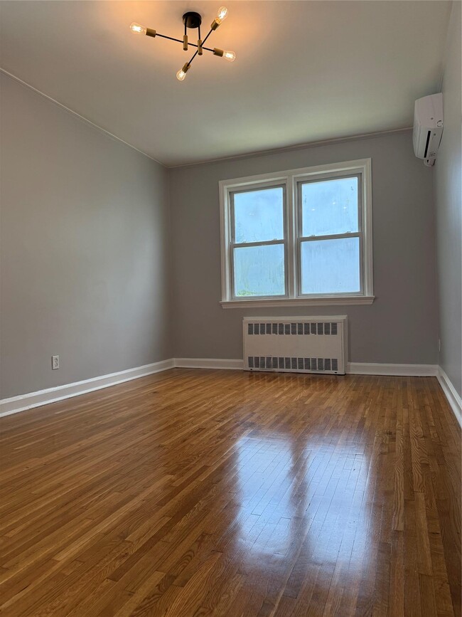 Building Photo - 3938 Amundson Ave