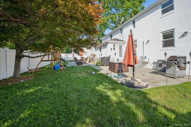 Building Photo - 5 Quintard Dr