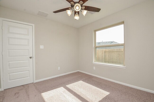 Building Photo - 3931 Moreland Branch Ln