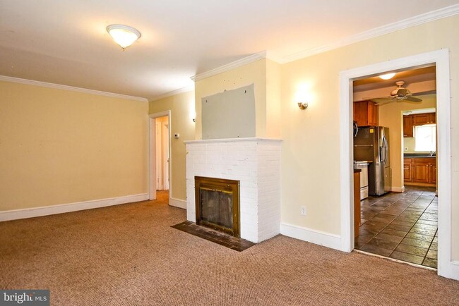 Building Photo - 2905 Boswell Ave