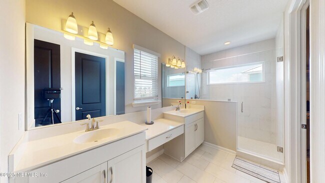 Building Photo - 335 Rum Runner Wy