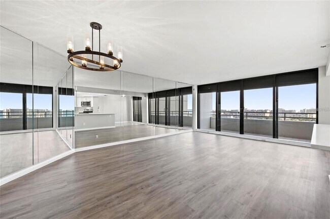 Building Photo - 5950 Pelican Bay Plaza S