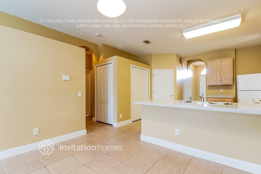 Building Photo - 1743 Roseroot Ct