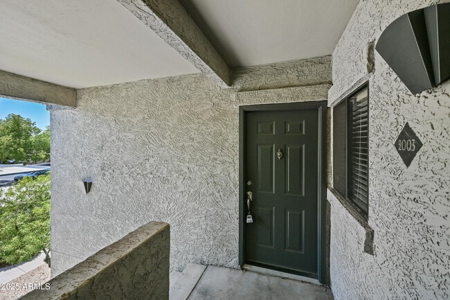 Building Photo - 15095 N Thompson Peak Pkwy