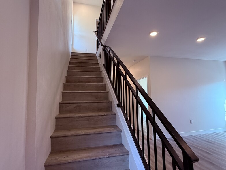 Building Photo - 5664 Campanile Way