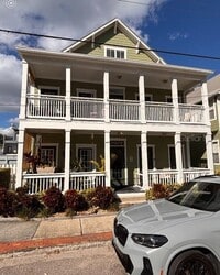 Building Photo - 1510 N 17th St