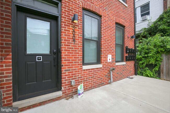 Building Photo - 5007 Pentridge St