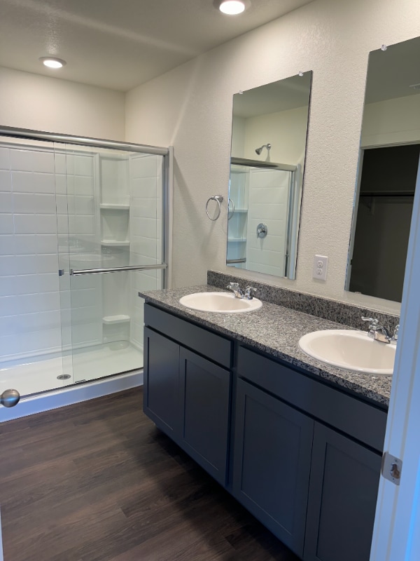 Building Photo - 6054 Holstein Dr