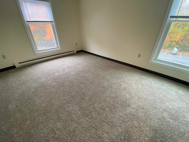 Building Photo - 143 Eastern Ave