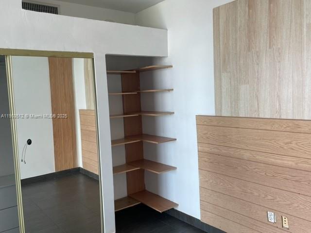 Building Photo - 253 NE 2nd St