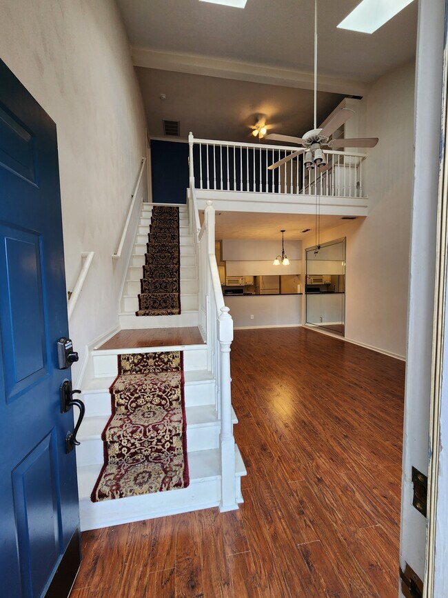 Building Photo - 1204 Loose Strife Pl