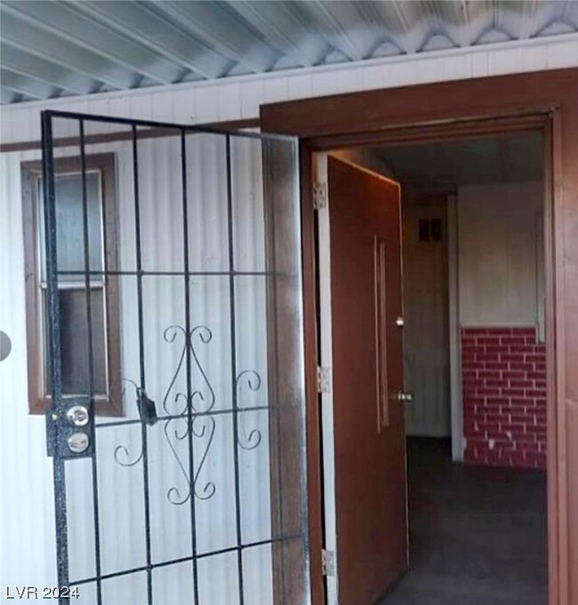 Building Photo - 367 MacFarland Ave