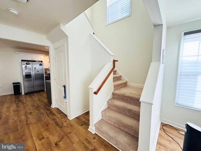 Building Photo - 273 4th Ave