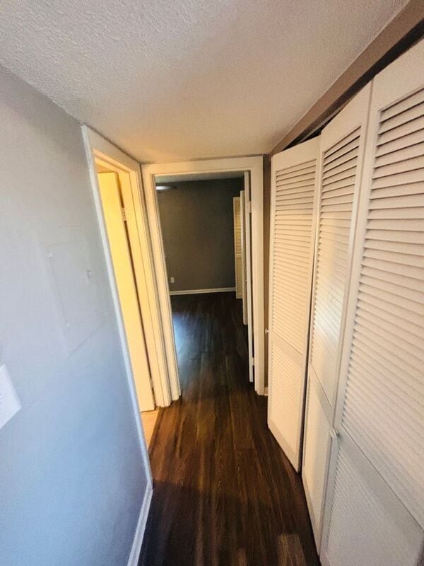 Building Photo - 9 Meredith Ct