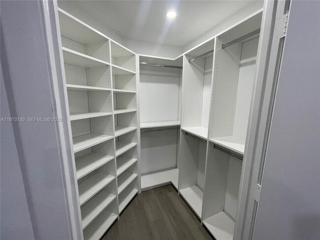 Building Photo - 8290 Lake Dr