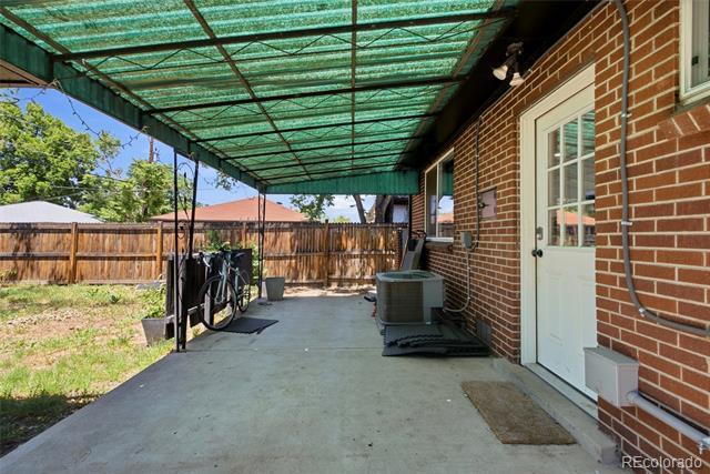 Building Photo - 3353 Krameria St