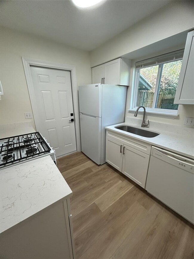 Building Photo - 2018 Gathright Cove