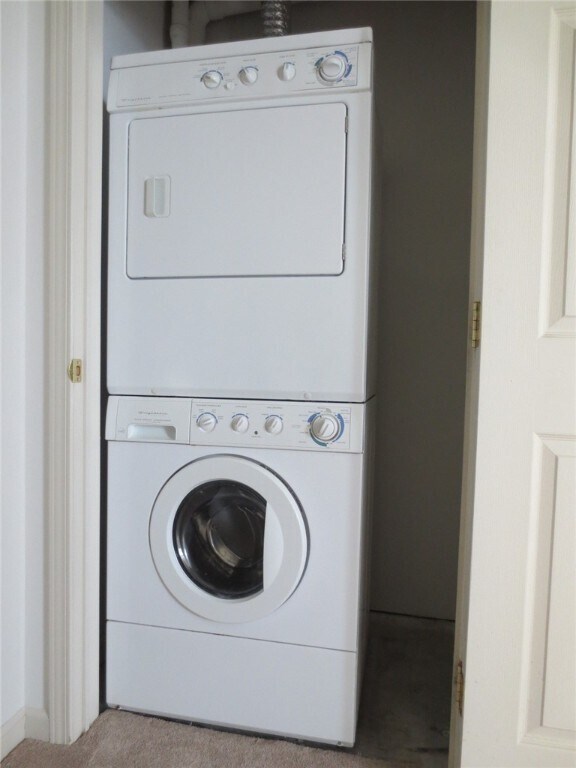 Building Photo - 1062 Dryden Rd