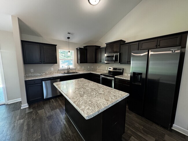 Building Photo - 232 Westfield Dr