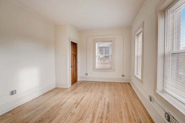 Building Photo - Hazelwood