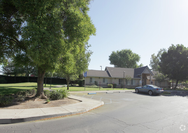 Building Photo - Alderwood Apartments