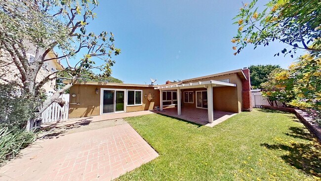 Building Photo - 9092 Brabham Dr