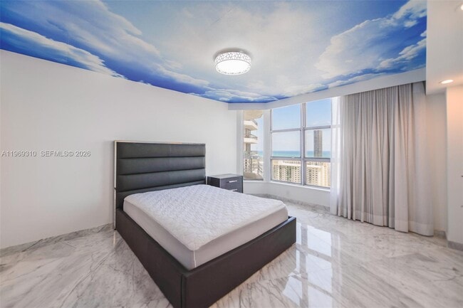 Building Photo - 19195 NE 36th Pl