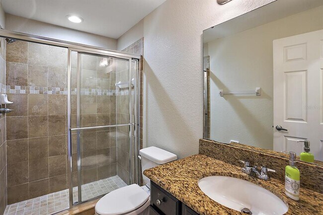 Building Photo - 581 Greenshank Dr
