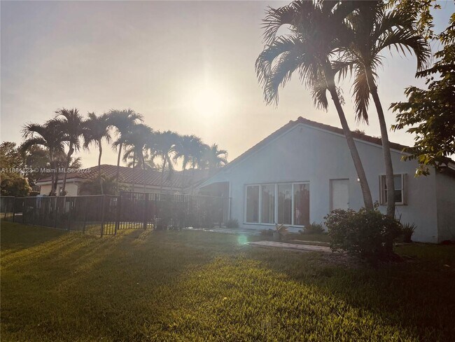 Building Photo - 1952 Water Ridge Dr