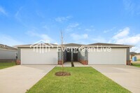 Building Photo - 6615 NW Kathleen St