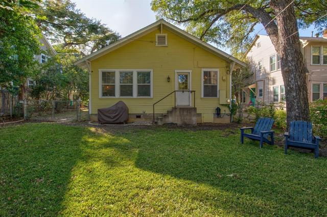 Building Photo - 2561 Rogers Ave