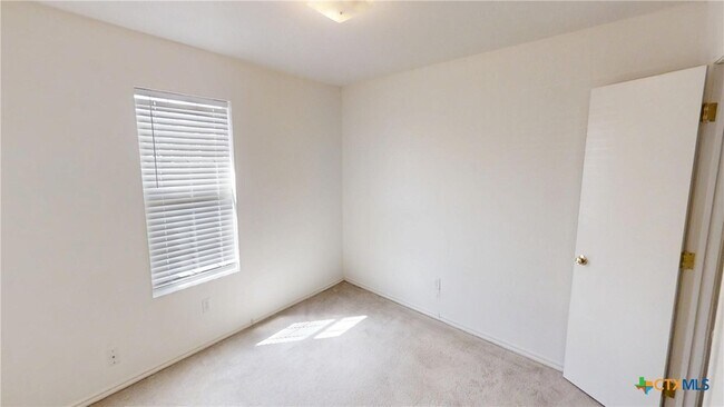 Building Photo - 1815 Liberty Hill Dr