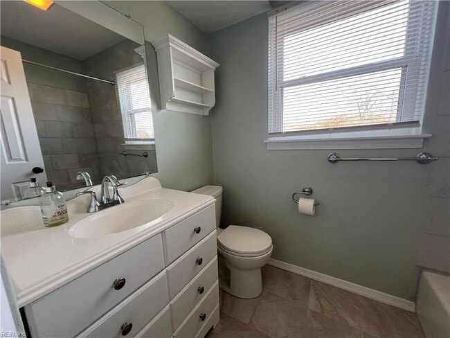 Building Photo - 424 Old Forge Ct