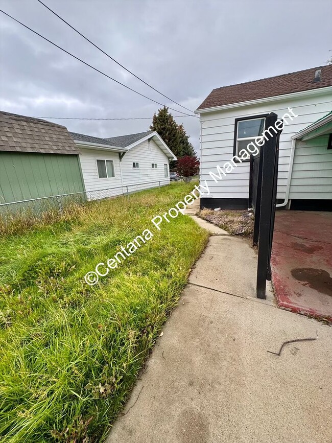 Building Photo - Cute 3 Bedroom Home for Rent!