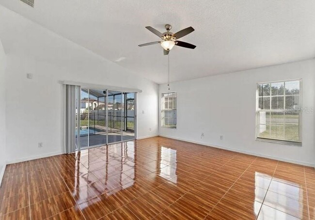 Building Photo - 1 Catalina Ct
