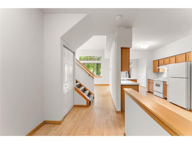 Building Photo - 4179 Running Brook Rd