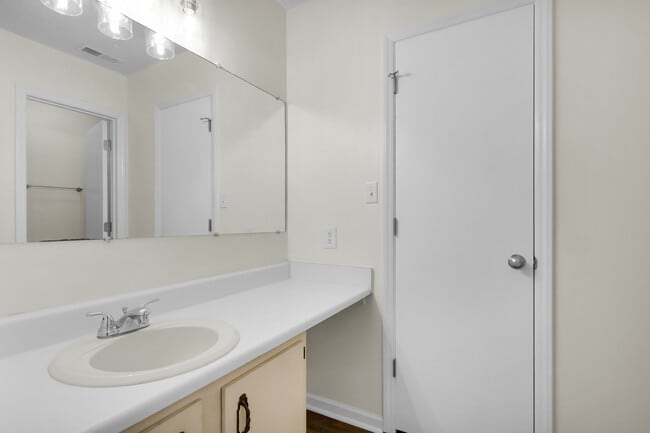 Building Photo - 120 Tar Heel Dr