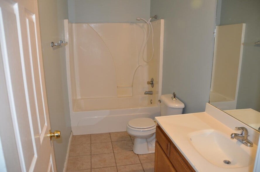 Building Photo - 508 Dunaway St