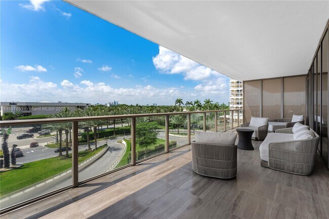 Building Photo - 9705 Collins Ave