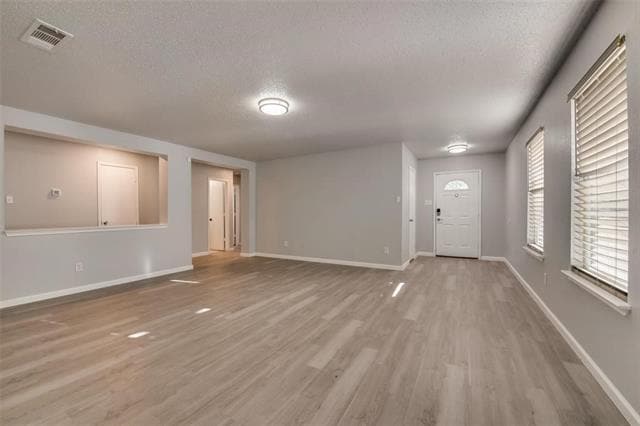 Building Photo - 510 Burleson St