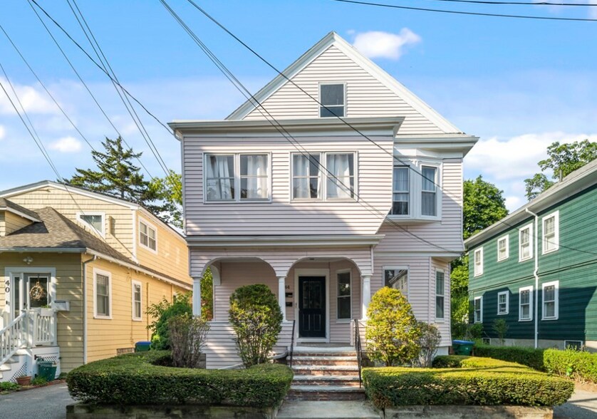 Building Photo - 44 Greenleaf Ave