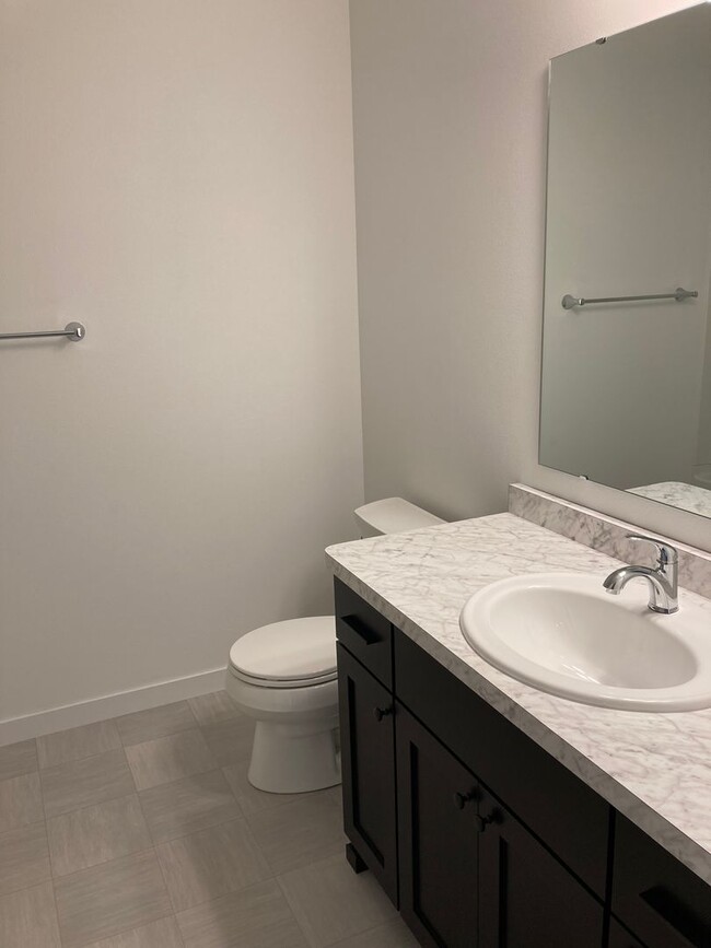 Building Photo - JSR Holdings, LLC