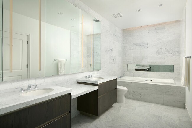 Building Photo - 363 E Wacker Dr