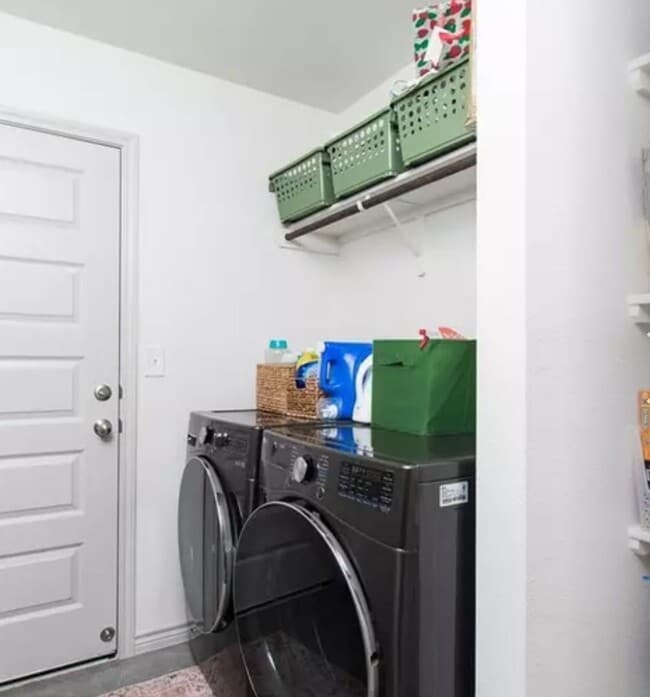 Building Photo - Beautiful 4 Bedroom 2 Bath Home for Rent