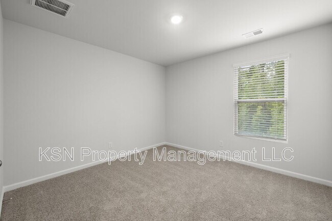 Building Photo - 129 Azure Dr