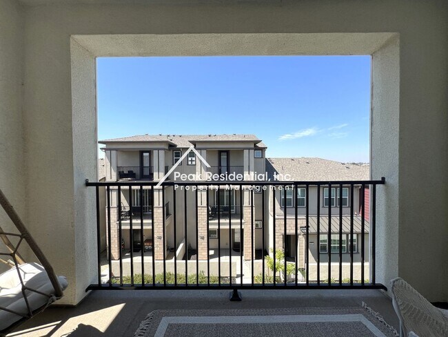 Building Photo - 3069 High Meadow Walk