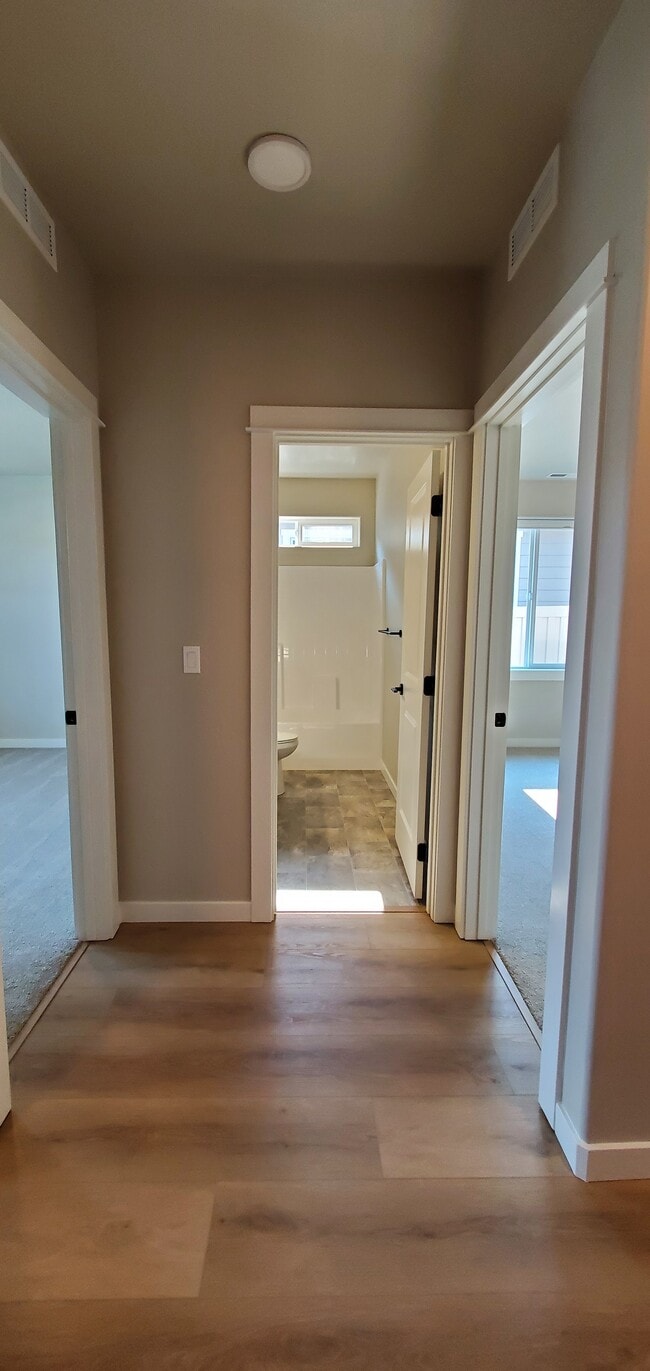 Building Photo - 10109 W Novato Dr